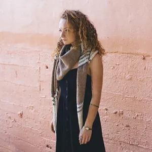 Ural Shawl Kit using American Romney   Merino | Stone Wool
